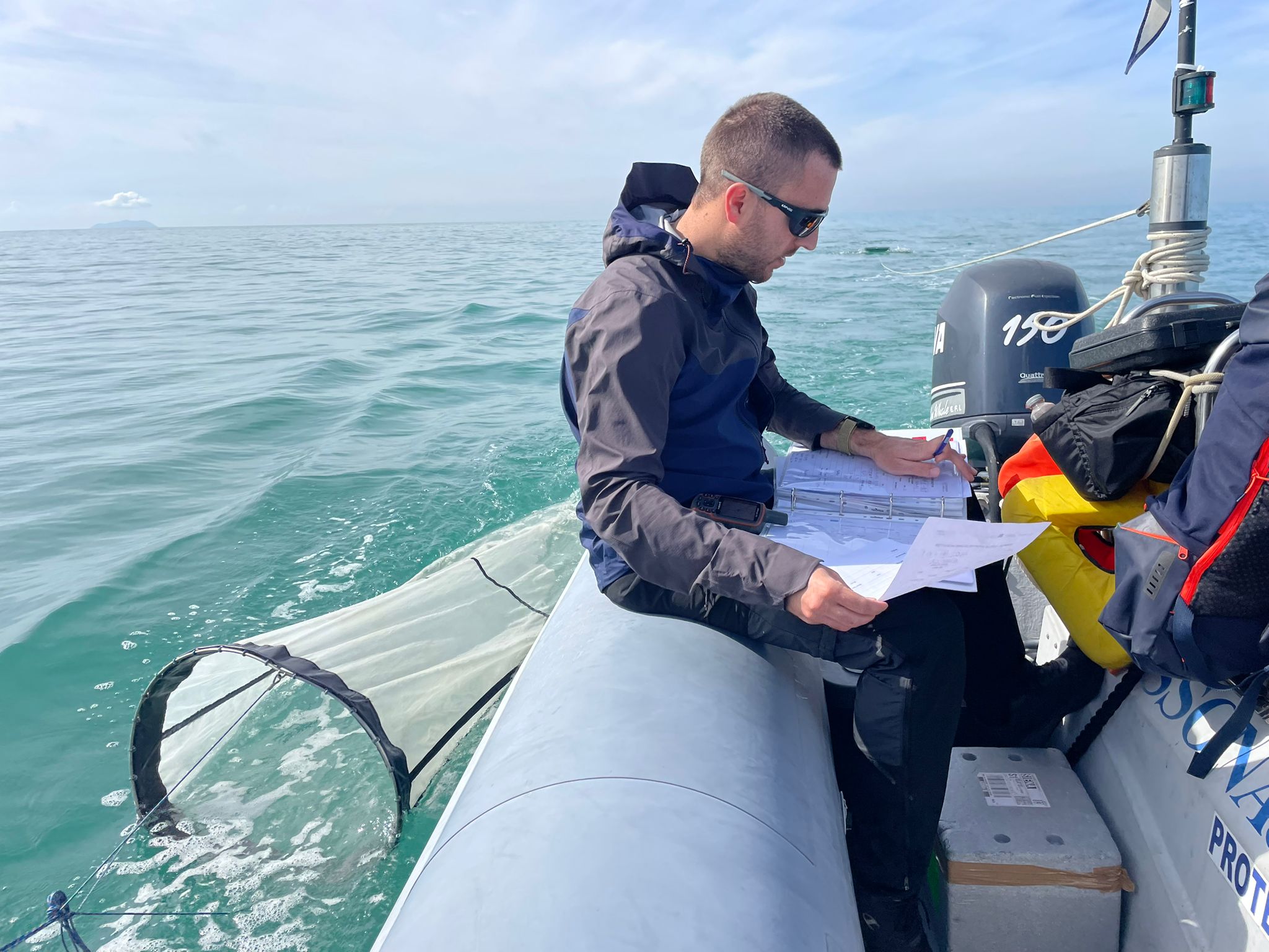 The Interreg Euro-Med MIRAMAR project has officially started its first monitoring activities on seagrass meadows in the Meloria Marine Protected Area